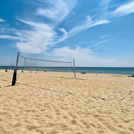 The Retreat - Large Luxury Apartment, Two Mins From Beach 본머스 외부 사진